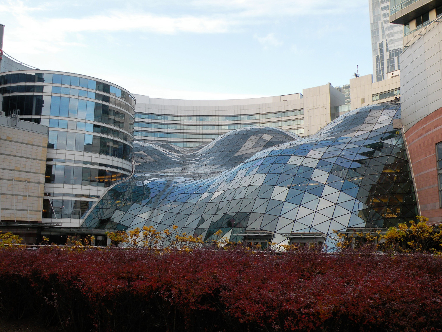 Zdjęcie architektury budynku Centrum handlowe Złote Tarasy